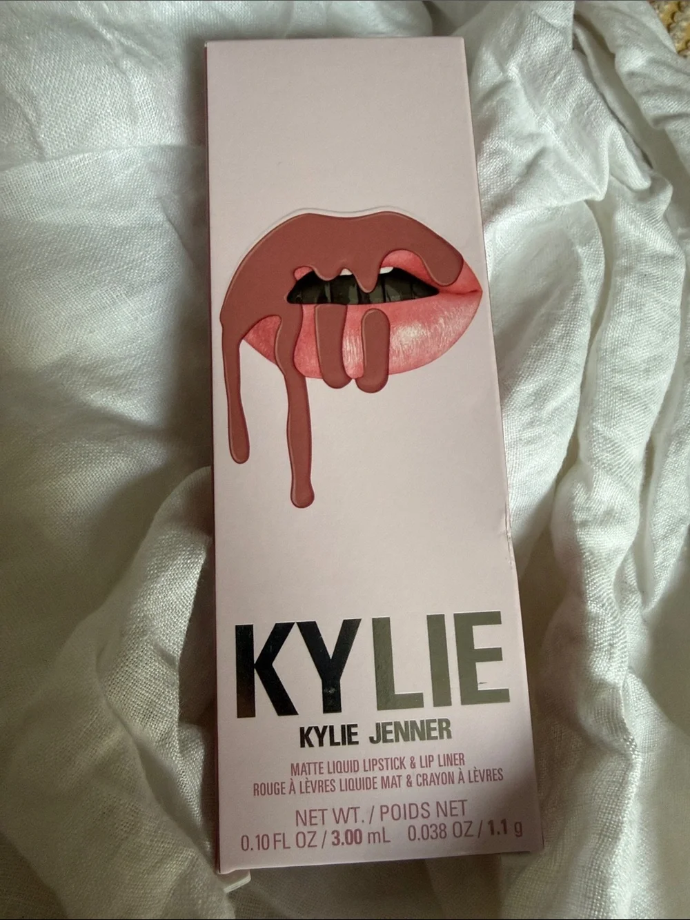 Kylie Matte Liquid Lipstick & Lip Liner Set - Dusty Rose - Picture 2 of 5